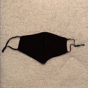 never worn plain black mask